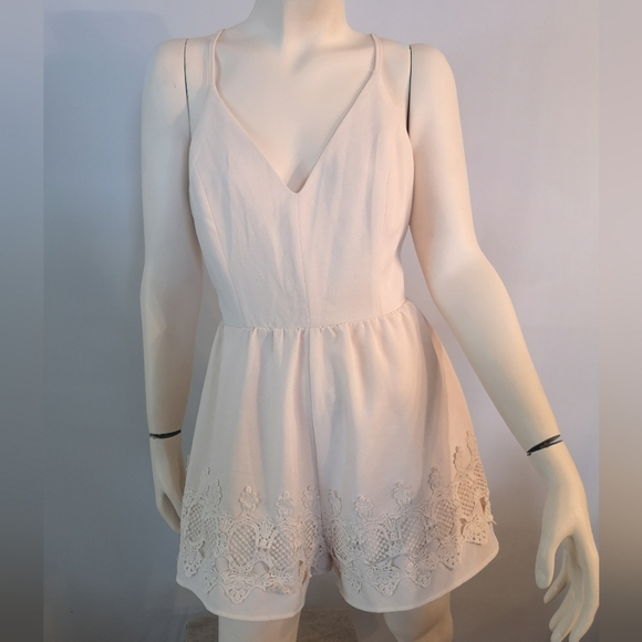 Astr Other - Astr Cream Romper NEW